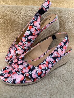 Abella Pink & Black Floral Espadrille Wedge Slingbacks Size 7.5